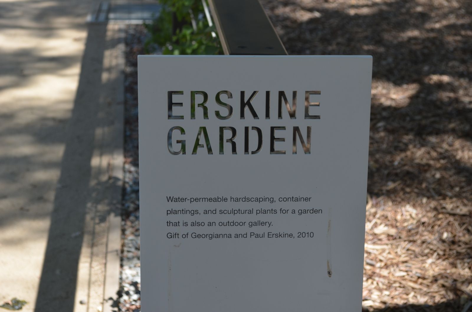 Descanso Gardens Erskine Sign