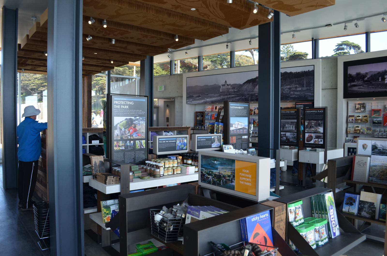 Gift Shop at Lands End Lookout