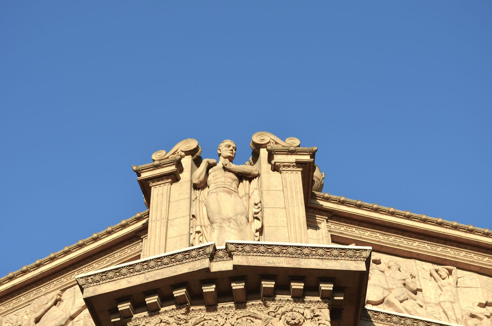 Sculptures at Palace of Fine Arts San Francisco