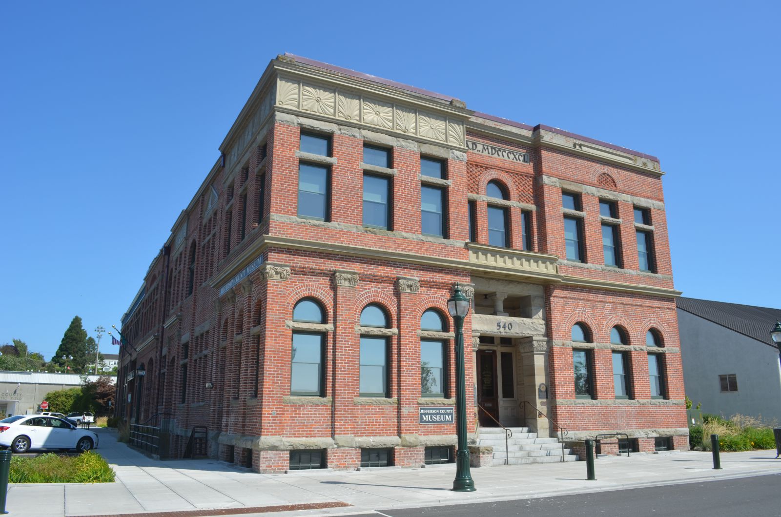 Jefferson Museum of Art and History