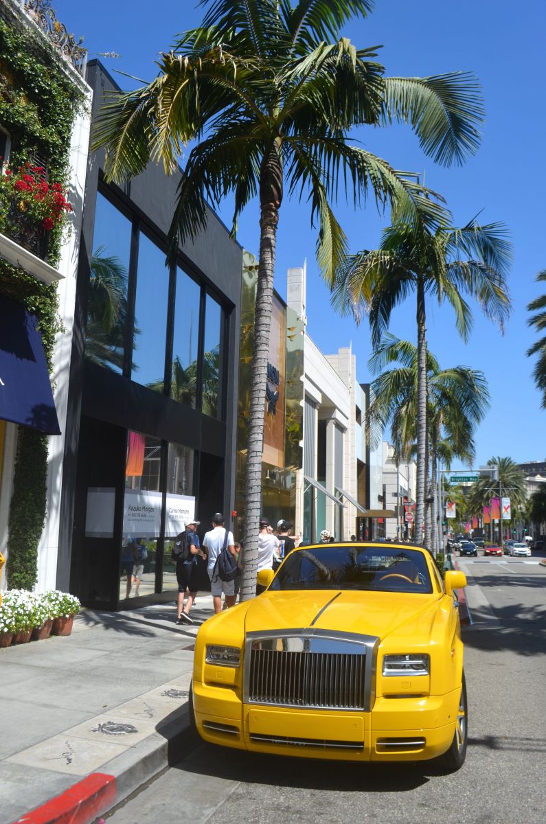 Rodeo Drive Phantom Rolls Royce