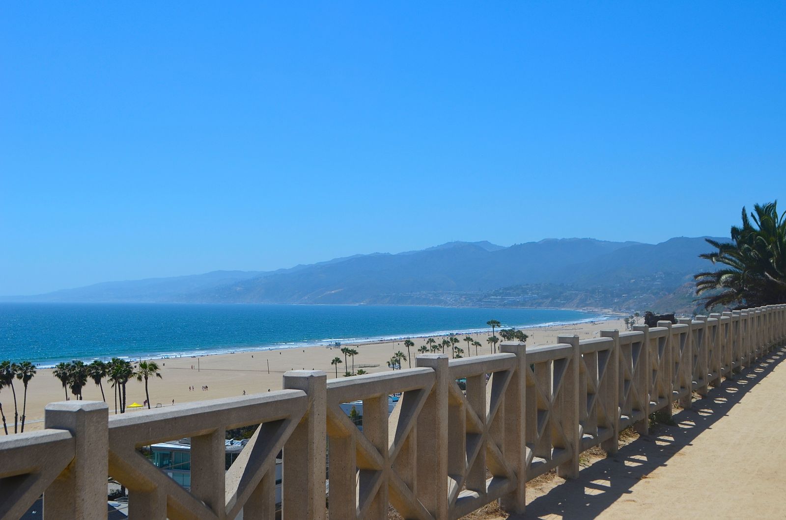 Santa Monica tourist guide Santa Monica tourist guide
