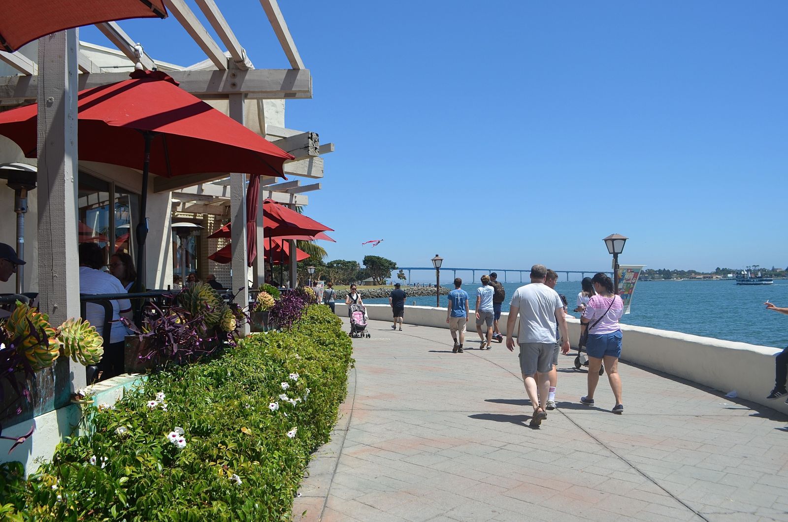 #1 GUIDE to Seaport Village #1 GUIDE to Seaport Village