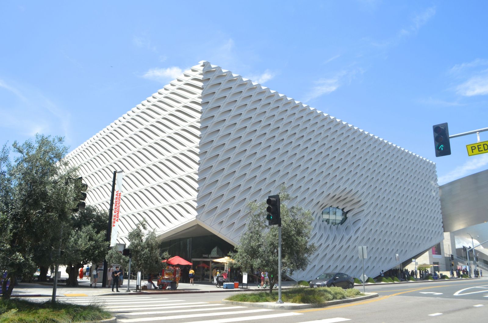 The Broad (Los Angeles) - BEST Things to See.