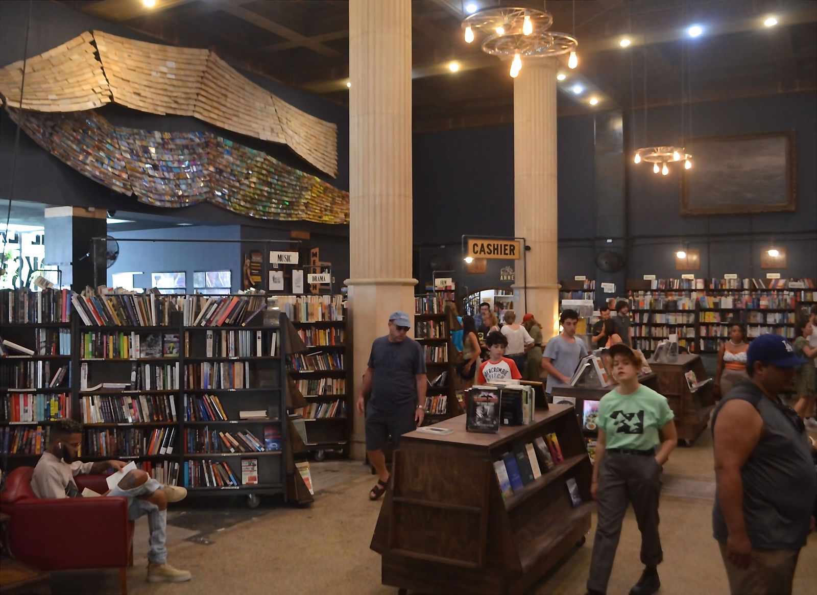 The Last Bookstore: 10 BEST Attractions