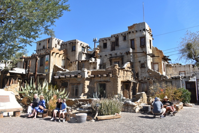 Cabot's Pueblo Museum